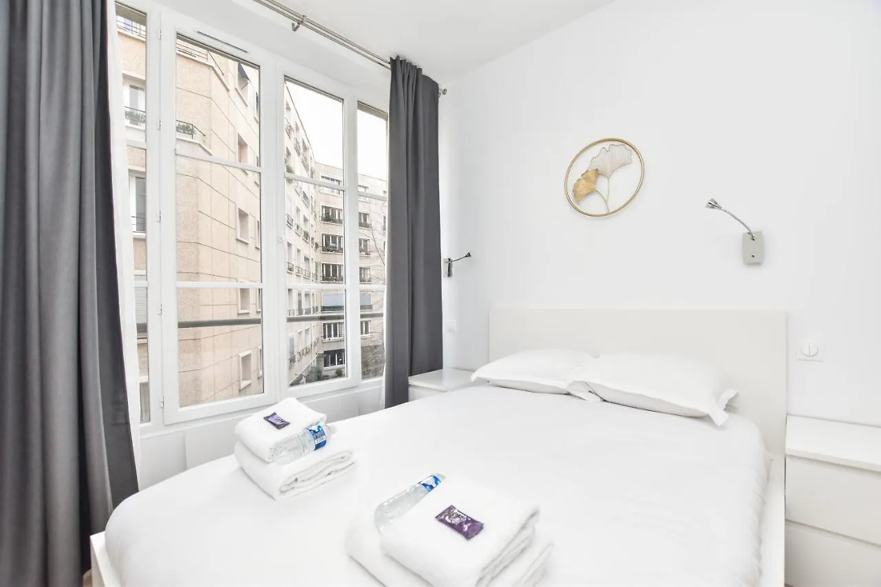 1bdr Bastille Paryż