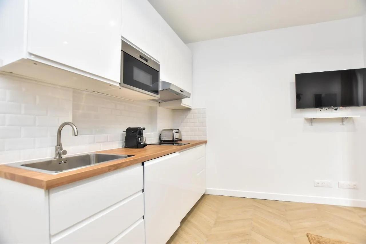 1bdr Bastille Paris